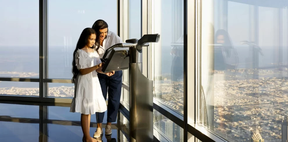 Burj Khalifa Tickets Dubai | At The Top Observation Deck | WPJ Travel | WPJ Travel 1 View from the observation deck of the Burj Khalifa overlooking Downtown Dubai and the Fountain.