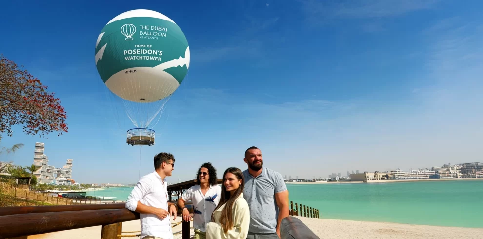 The Dubai Balloon at Atlantis | Dubai Aerial Experience | WPJ Travel | WPJ Travel 4 Guests enjoying aerial views of Dubai aboard The Dubai Balloon at Atlantis, Palm Jumeirah.